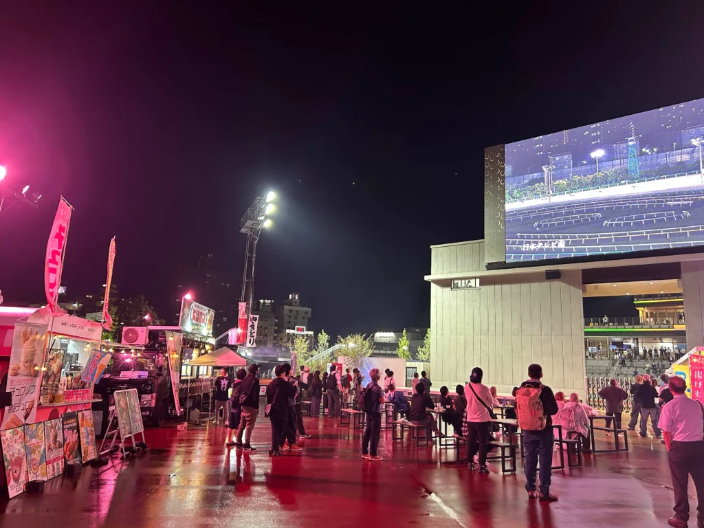 キッチンカー　競馬