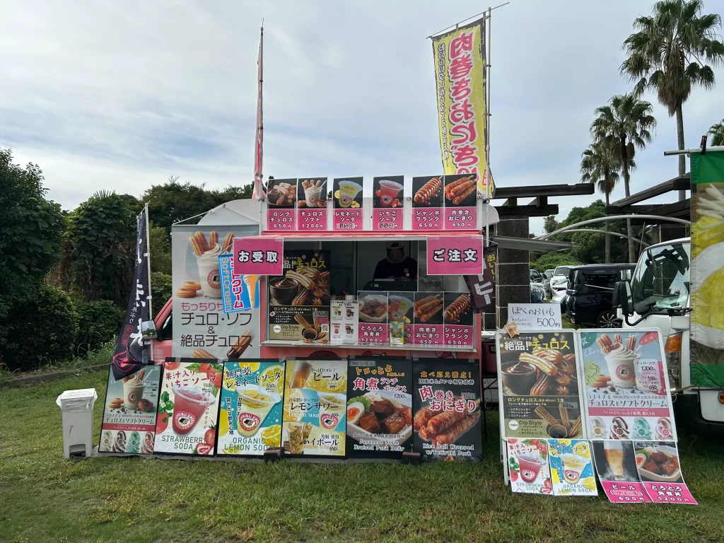 キッチンカー チワワ